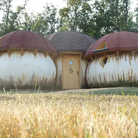 Maison Avec Terrasse Pour 6 Personnes A - Api-1-52-1329 Campingplatz Dienné