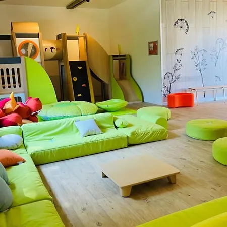 Maison Avec Terrasse Pour 6 Personnes A - Api-1-52-1329 *